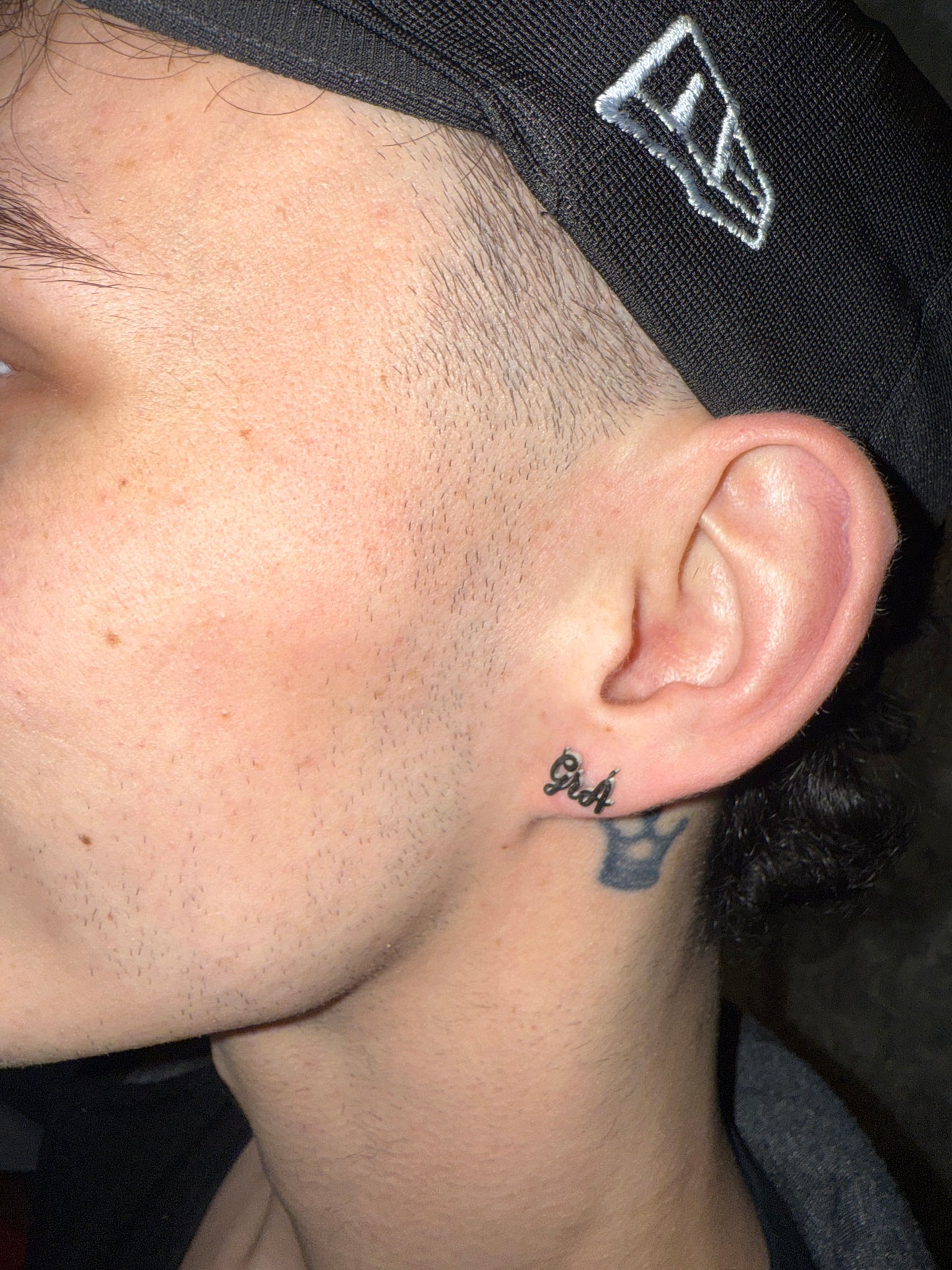 GRÁ silver earrings