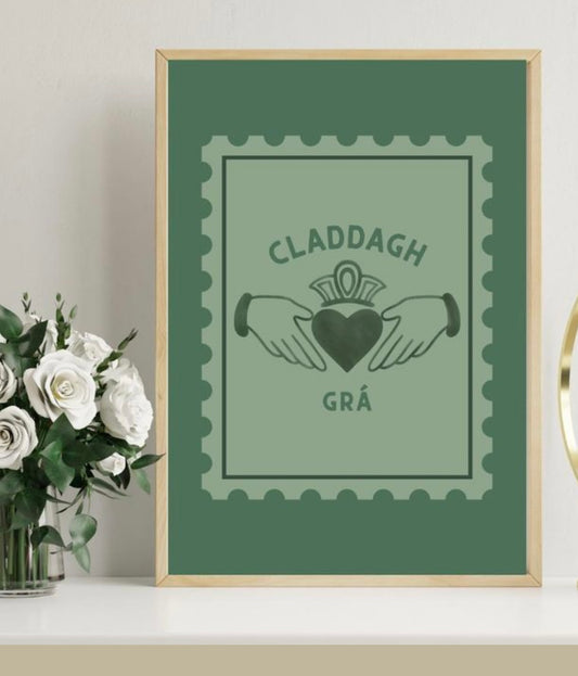 Claddagh stamp green